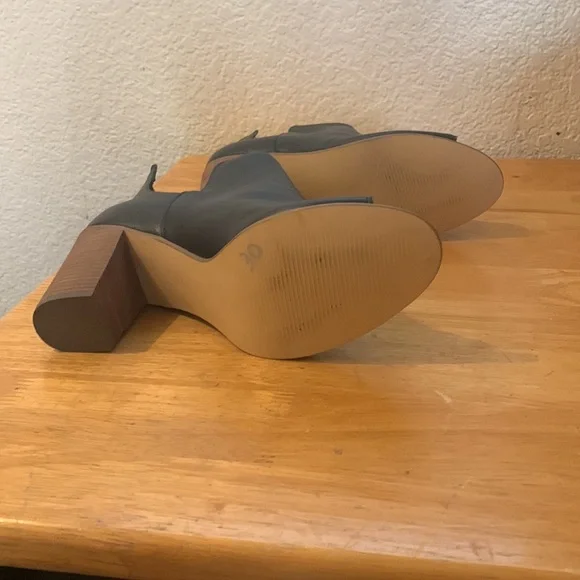 Steve Madden Black leather Ankle Boots with Block Heel - Picture 5 of 8